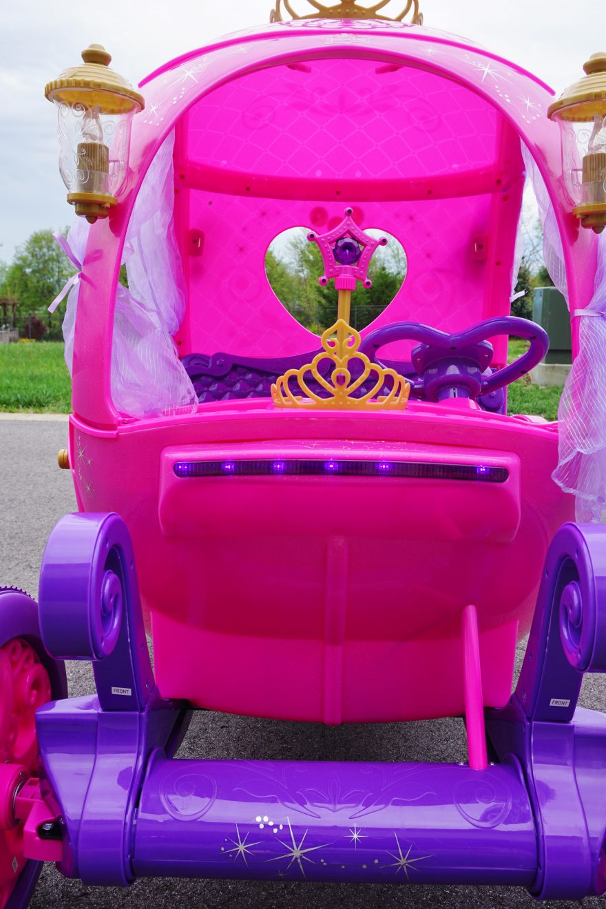 She's Got a Ticket to Ride... Princess Style | Hello! Happiness