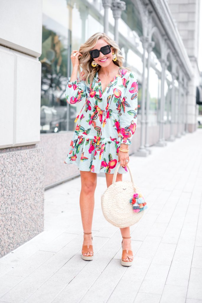 RewardStyle Conference featured by top US fashion blog Hello! Happiness; Image of a woman wearing Farm Rio dress, Diff sunglasses, Sirena wedges and Amazon bag.