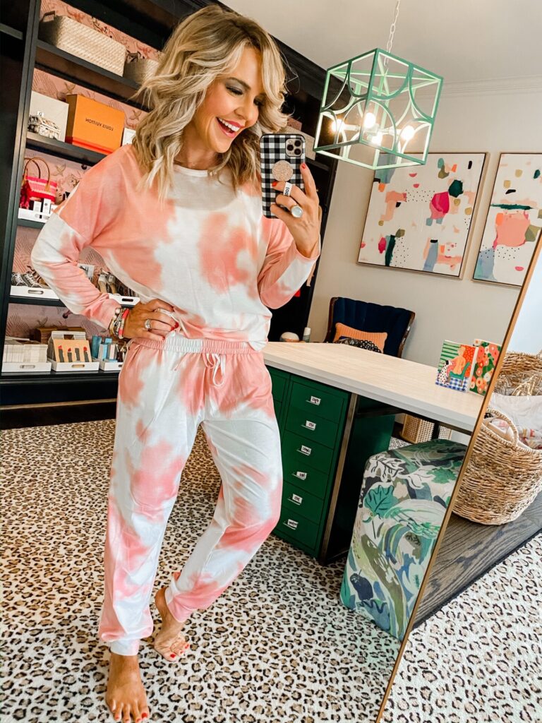 Amazon Favorites by popular Nasvhille life and style blog, Hello Happiness: image of Natasha Stoneking wearing a Amazon CNJFJ Women's Casual Sweatsuits Long Sleeve Pullover Shirts and Lounge Jogger Pants.