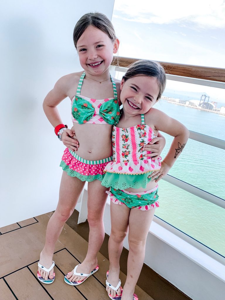 Disney Cruise Review... Set Sail with Mickey and Friends featured by top US travel blog, Hello! Happiness