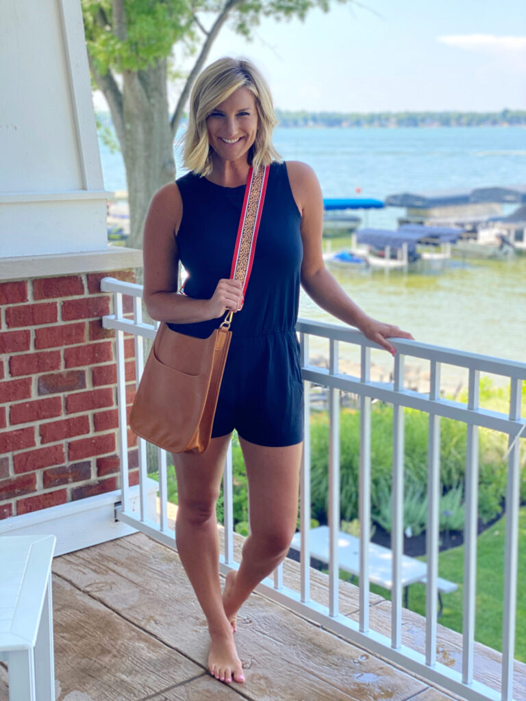 Social Threads by popular Nashville fashion blog, Hello Happiness: image of Erin of Living in Yellow carrying a Social Threads Vegan Messenger Bag with a Social Threads Blogger Collaboration Bag Strap.