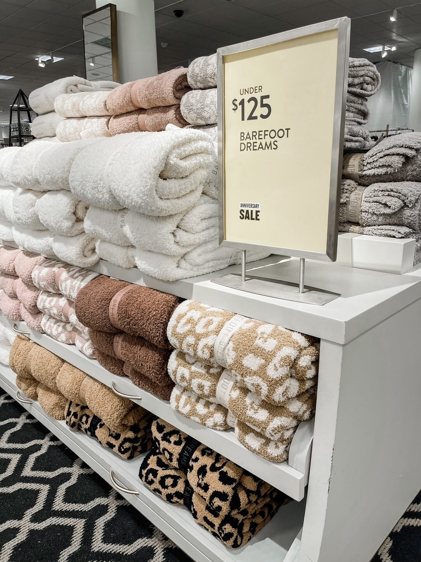 Nordstrom Anniversary Sale by popular Nashville fashion blog, Hello Happiness: image of Nordstrom Barefoot dreams blankets. 