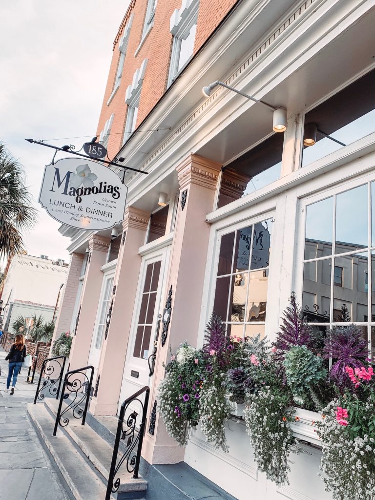 Charleston Travel Guide featured by top US travel blog Hello! Happiness
