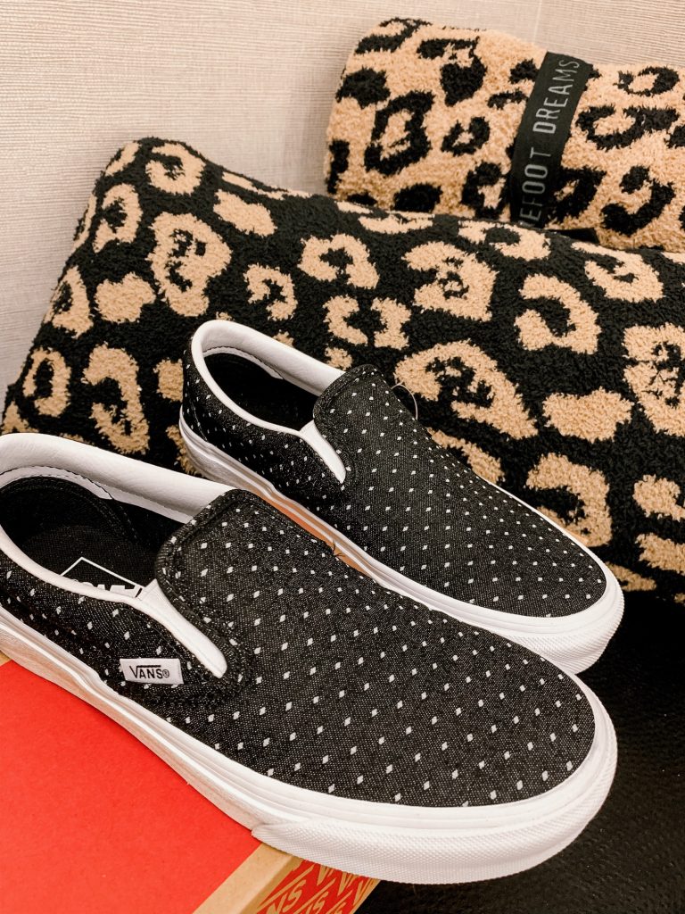 It's LIVE, The 2019 Nordstrom Anniversary Sale... First Look Favs + Dressing Room Diaries by popular Nashville fashion blog, Hello Happiness: image of Vans Classic Slip On Sneaker, In the Wild Lumbar Pillow and Barefoot Dreams In the Wild Throw Blanket. 