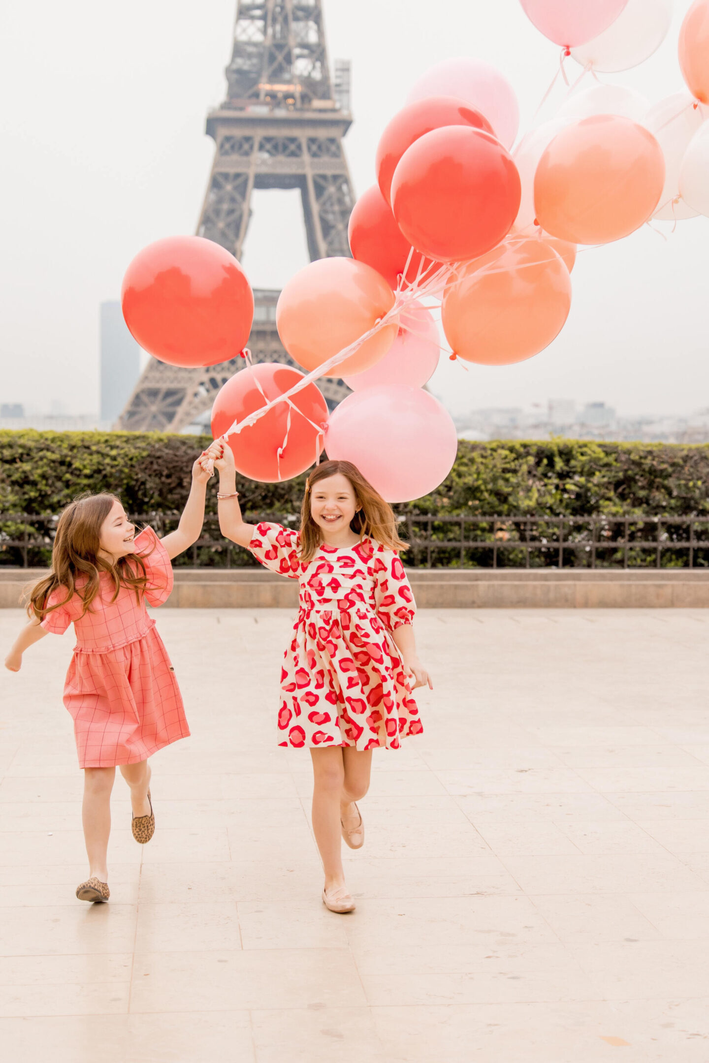 6 day Paris itinerary featured by Hello Happiness.