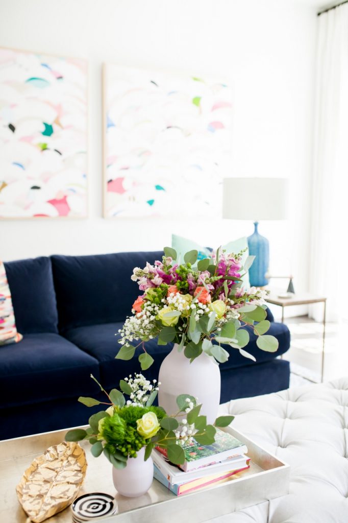 Contemporary living room designed by Kendall Simmons, featured by top US lifestyle blog, Hello! Happiness